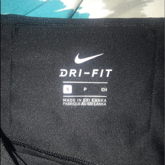 Nike Yoga Pants - Picture 3 of 3